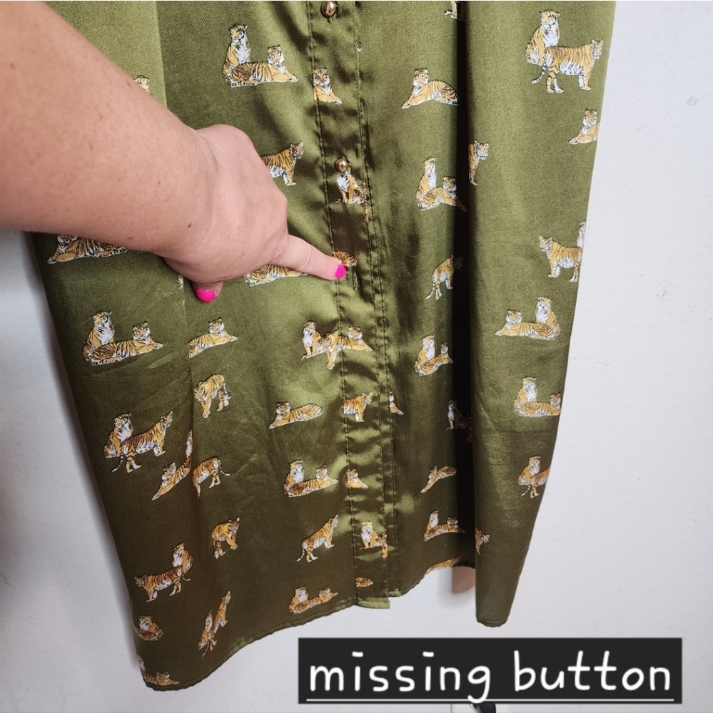 Zara Tiger Printed Green Satin Button Front Balloon Sleeve Pleated Midi Dress. M - Picture 17 of 17
